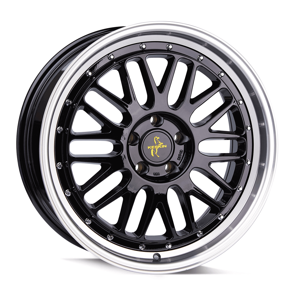 KT22 BLACK LIP POLISH