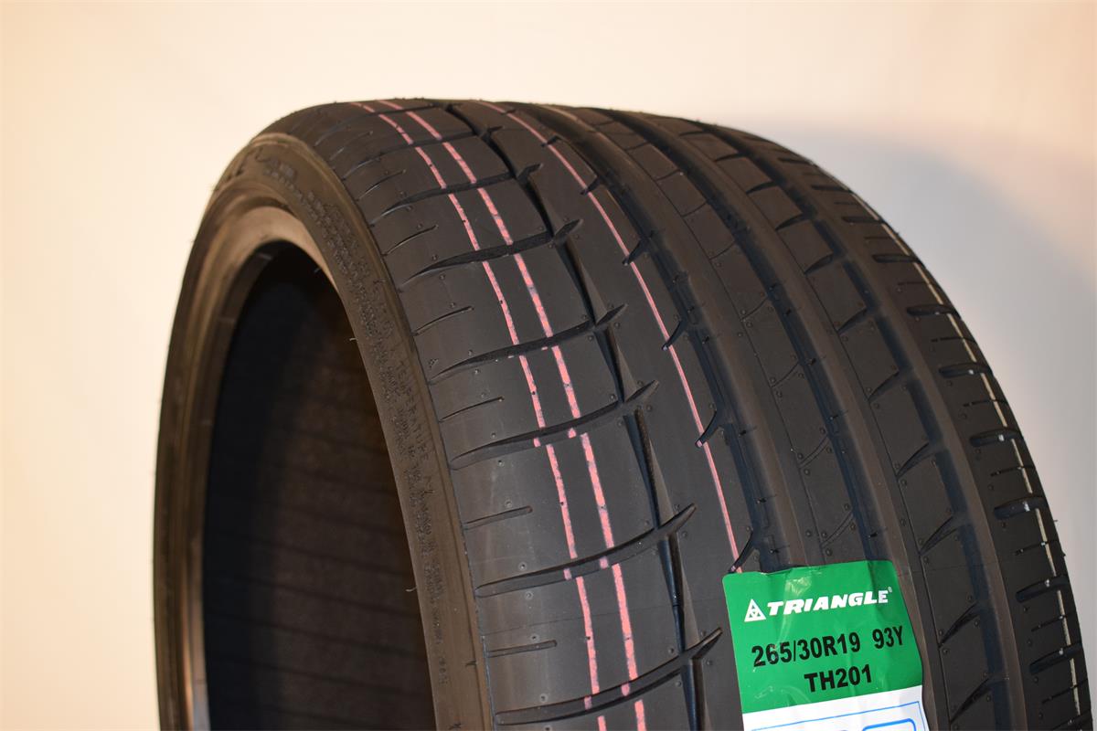 Triangle SporteX TH201 255/40 21 102Y - 2021