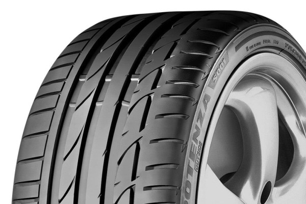 Bridgestone Potenza S001